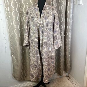 Olivaceous Boho Chic Kimono – Nude Tan & Blue Geometric Floral Open Front (M/L)